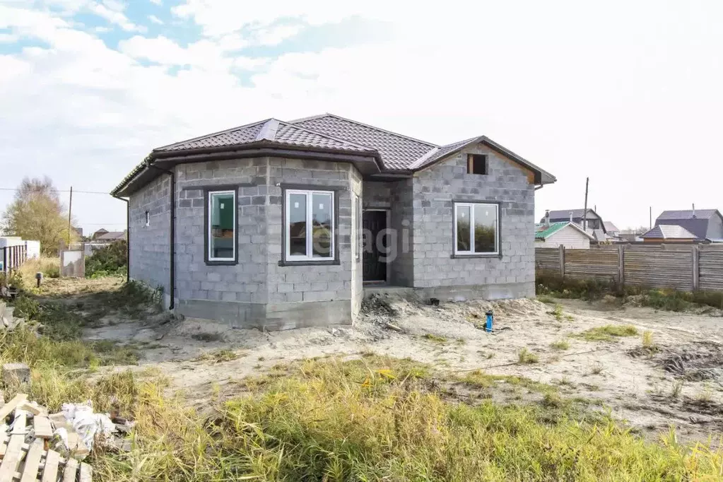 Дом в Тюменская область, Тюмень Садовое товарищество Липовый остров, ... - Фото 1