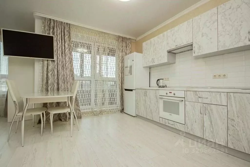 1-к кв. Московская область, Наро-Фоминск пл. Свободы, 4 (34.0 м) - Фото 1