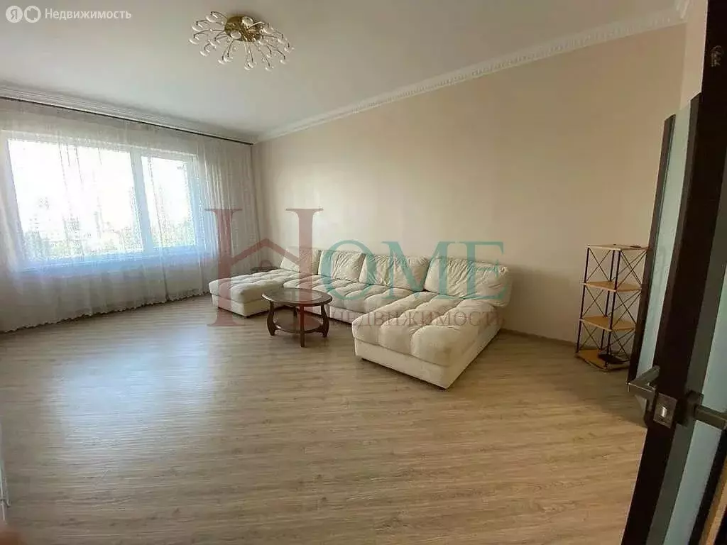 2-комнатная квартира: Новосибирск, улица Кирова, 25 (90 м) - Фото 1