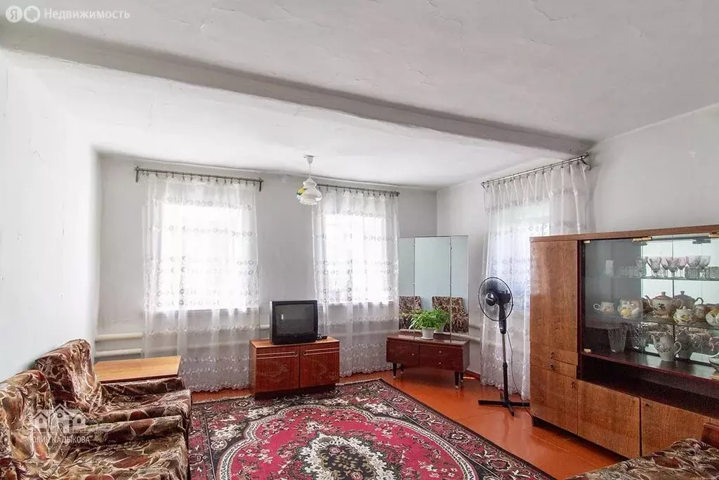 Дом в Бийск, улица Чарльза Дарвина (50 м) - Фото 0