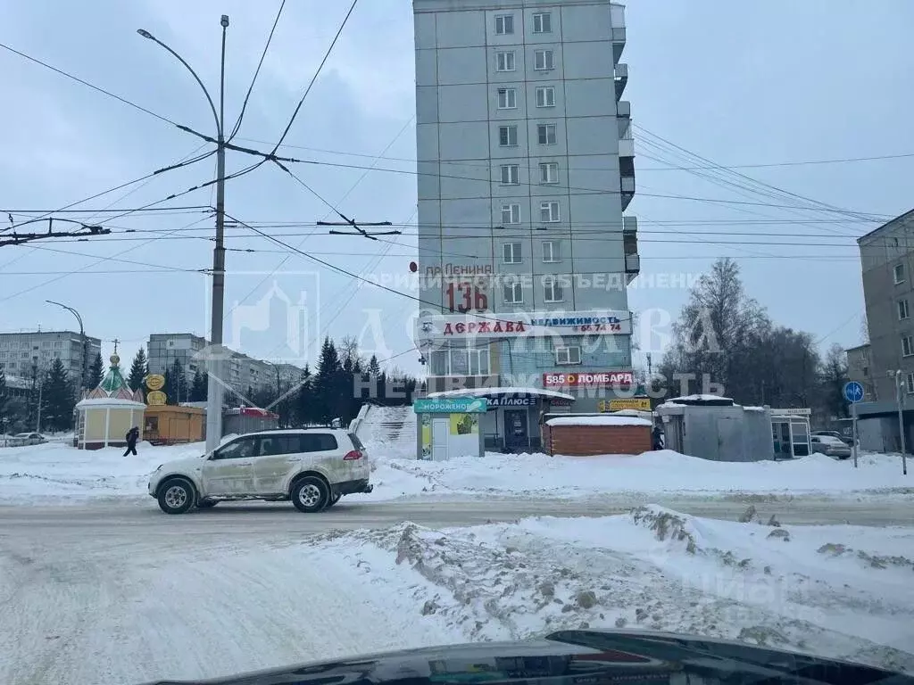 Помещение свободного назначения в Кемеровская область, Кемерово просп. ... - Фото 0