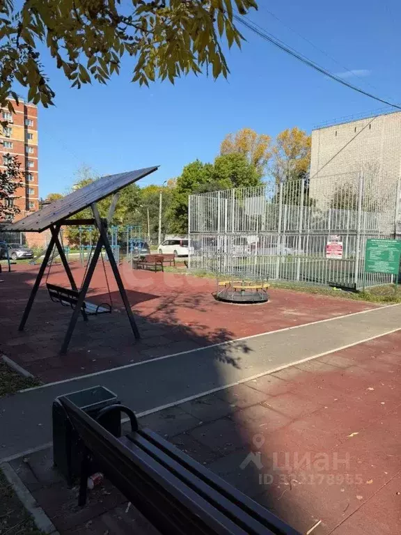 3-к кв. Хабаровский край, Хабаровск Краснодарская ул., 21 (59.0 м) - Фото 0