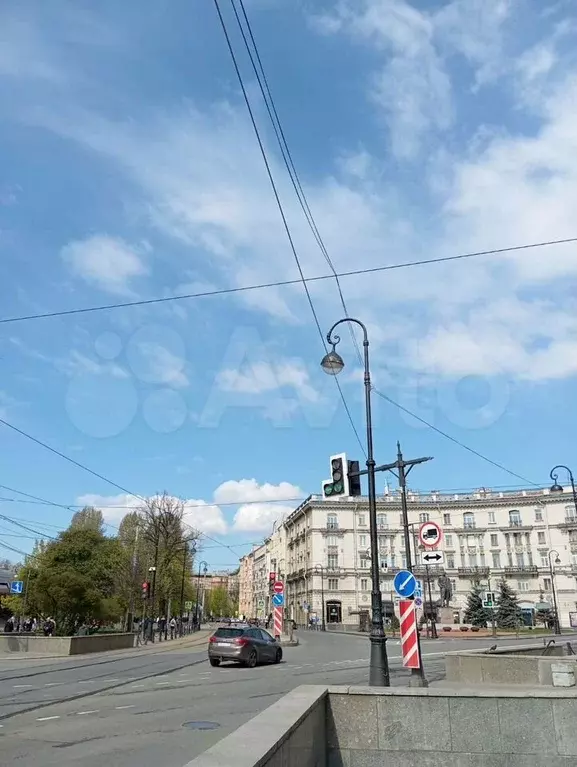 Комната 23 м в 4-к., 2/5 эт. - Фото 1