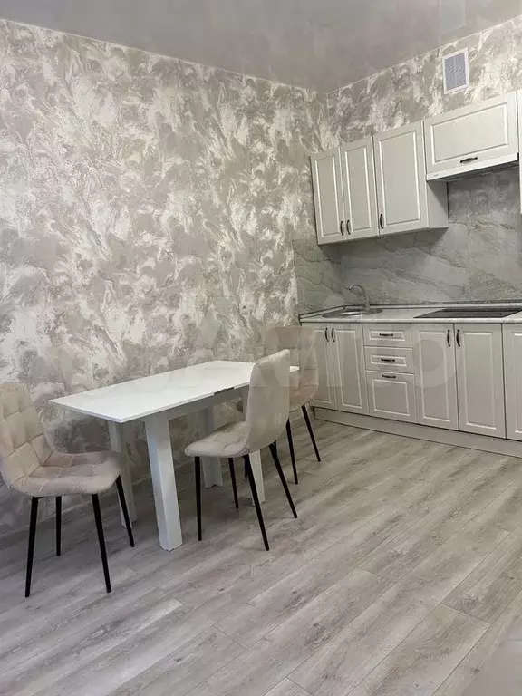 Квартира-студия, 32 м, 1/10 эт. - Фото 1