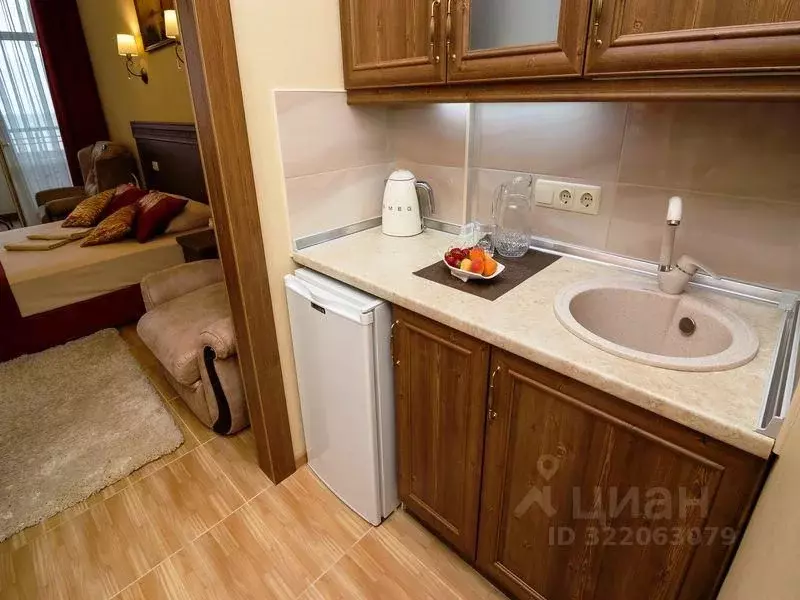 Комната Крым, Феодосия наб. Черноморская, 36В (27.0 м) - Фото 2