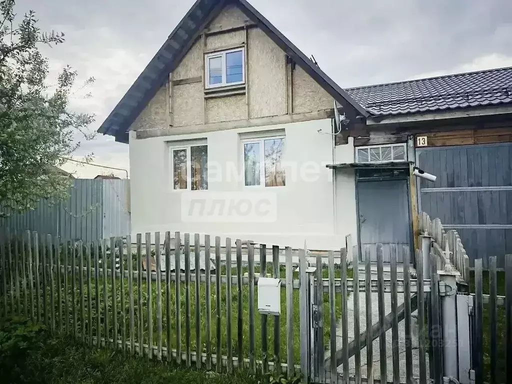 Дом в Свердловская область, Первоуральск Заводской пер., 13 (65 м) - Фото 1