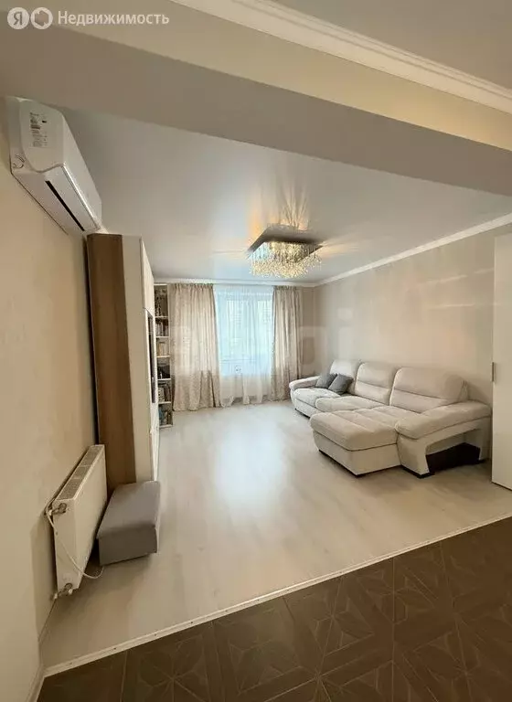 1-комнатная квартира: Казань, улица Азата Аббасова, 11 (62.3 м) - Фото 2