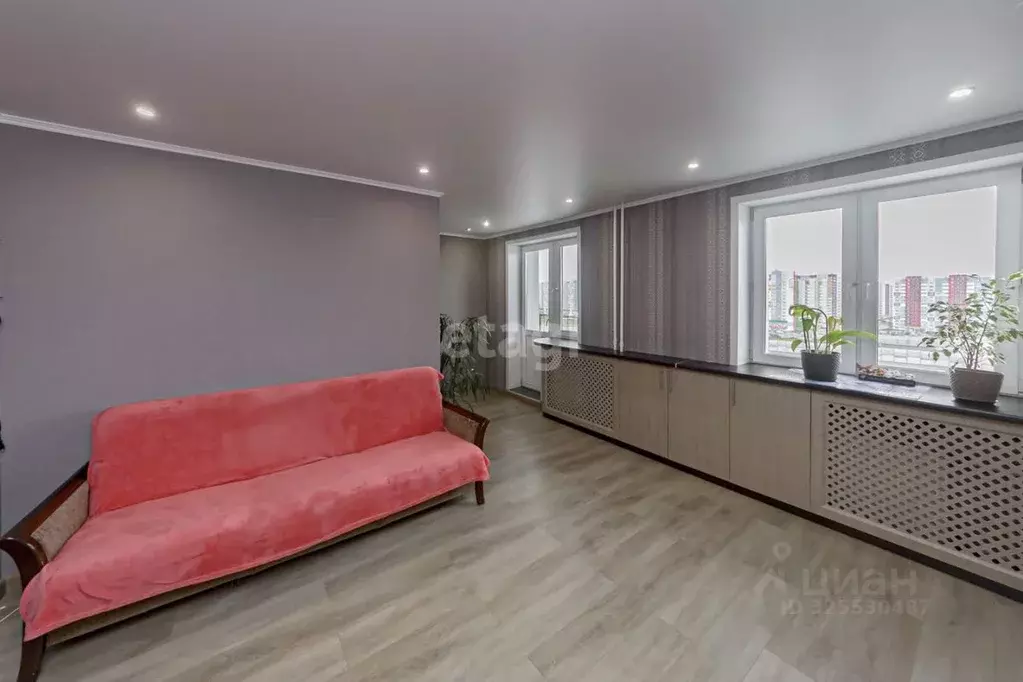 2-к кв. Тюменская область, Тюмень ул. Пермякова, 83к2 (62.2 м) - Фото 1