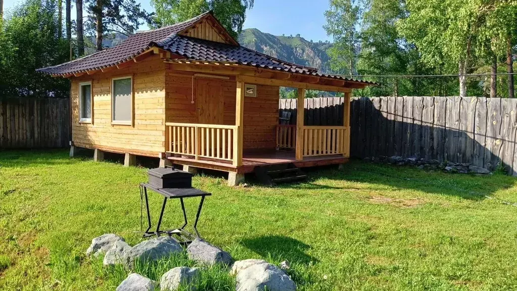 Дом в Алтай, Майминский район, Соузгинское с/пос, пос. Черемшанка ул. ... - Фото 1