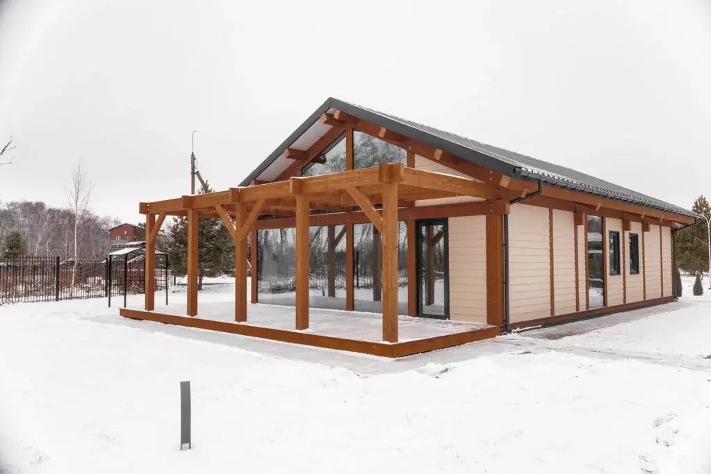 Дом в Омская область, Омский район муниципальный округ, с. ... - Фото 1