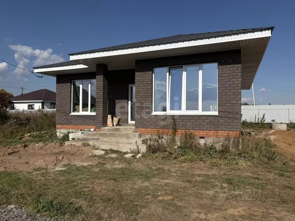 Дом в Башкортостан, Иглинский район, с. Акбердино Центральная ул., 57 ... - Фото 1