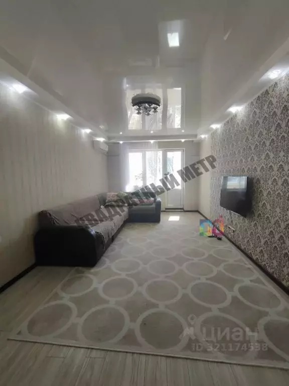 3-к кв. Калмыкия, Элиста 7-й мкр, 5к6 (66.5 м) - Фото 0