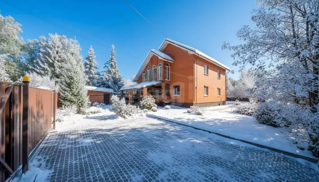 Дом в Санкт-Петербург пос. Александровская, пер. Овражий, 6 (480 м) - Фото 1