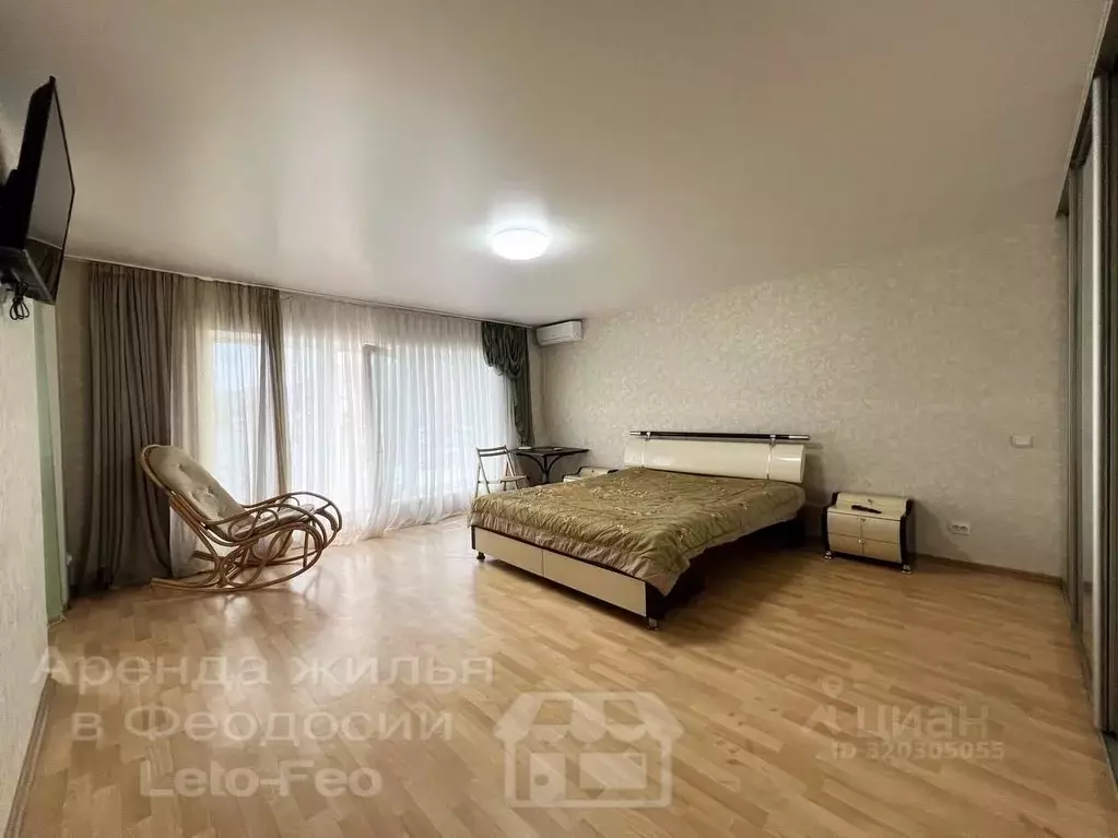 Дом в Крым, Феодосия наб. Черноморская, 42Г (100 м) - Фото 1