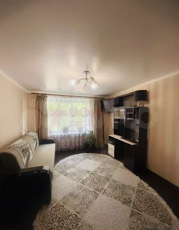 2-к. квартира, 42 м, 1/5 эт. - Фото 1