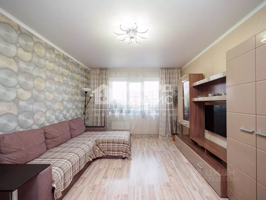 3-к кв. Омская область, Омск ул. Степанца, 8Б (63.2 м) - Фото 1