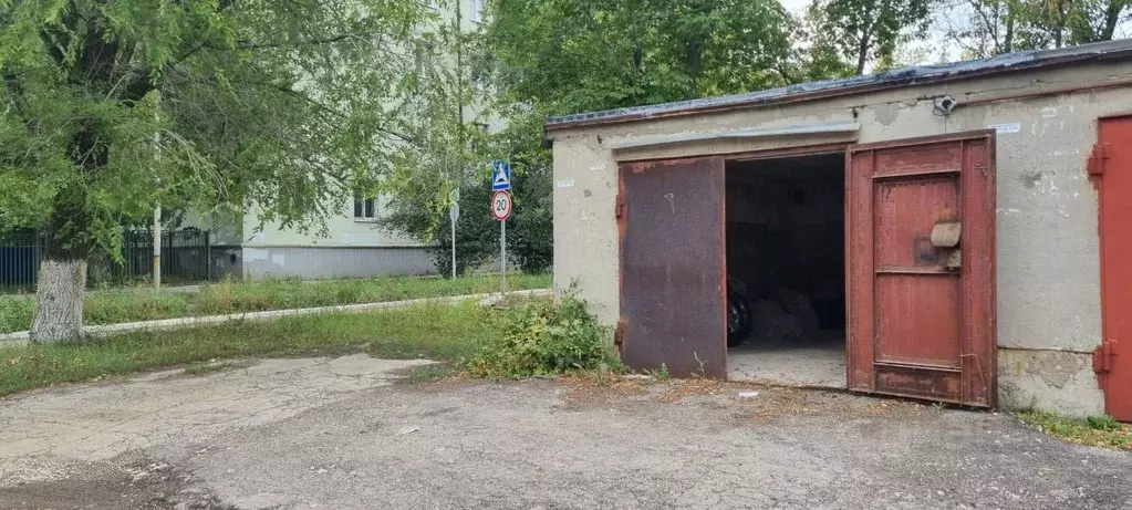 Гараж в Самарская область, Новокуйбышевск ул. Репина (23 м) - Фото 2