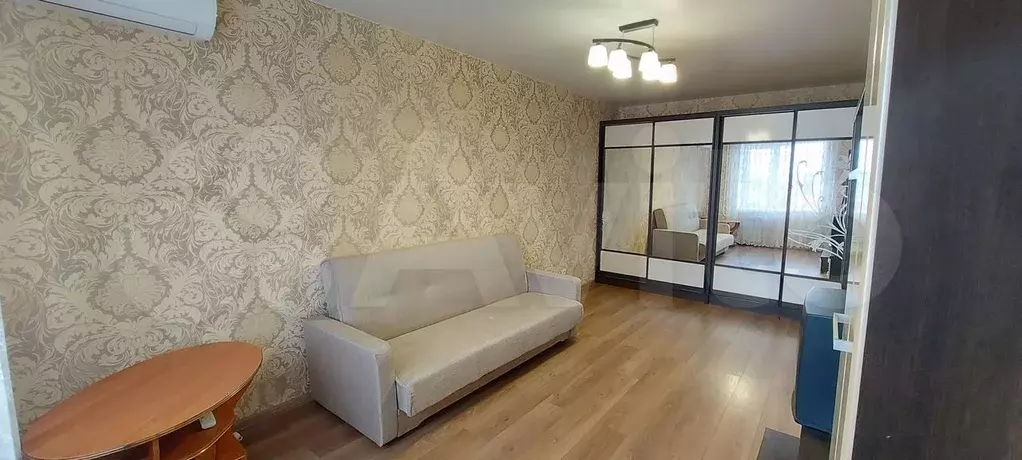 1-к. квартира, 40 м, 9/12 эт. - Фото 1