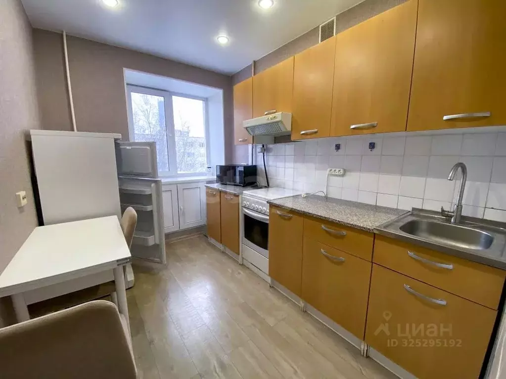 1-к кв. Свердловская область, Екатеринбург ул. Папанина, 7к1 (33.0 м) - Фото 1