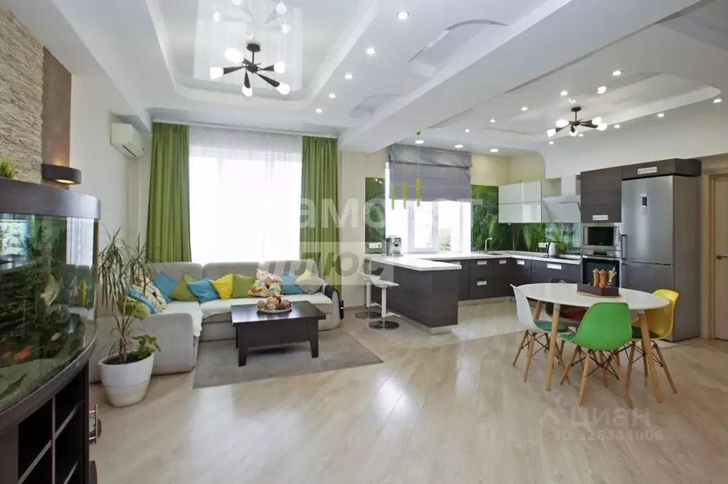 3-к кв. Омская область, Омск ул. 10 лет Октября, 70 (127.0 м) - Фото 2