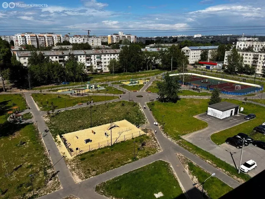 3-комнатная квартира: Нижний Новгород, проспект Ильича, 42А (70 м) - Фото 0