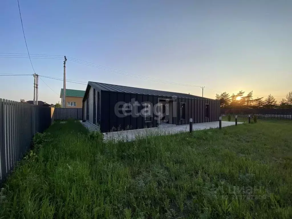 Дом в Калужская область, Бабынинский район, Воротынск городское ... - Фото 1