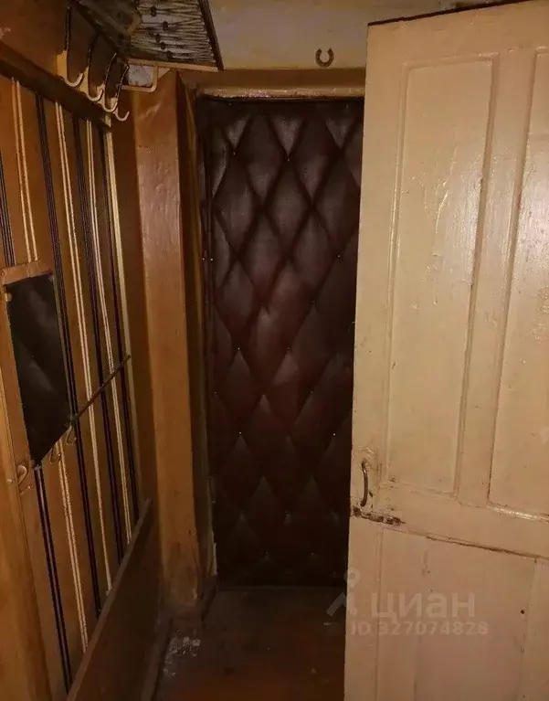 3-к кв. Омская область, Омск просп. Космический, 21 (55.0 м) - Фото 1