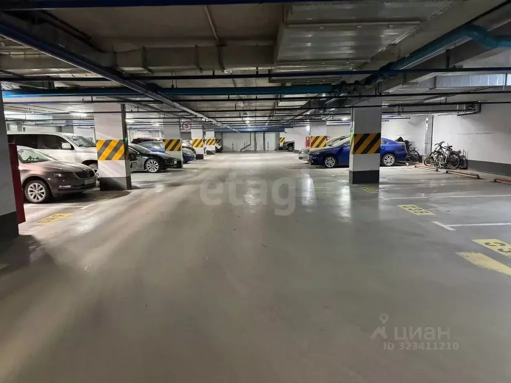 Гараж в Тюменская область, Тюмень ул. Тимофея Чаркова, 81с1 (14 м) - Фото 2