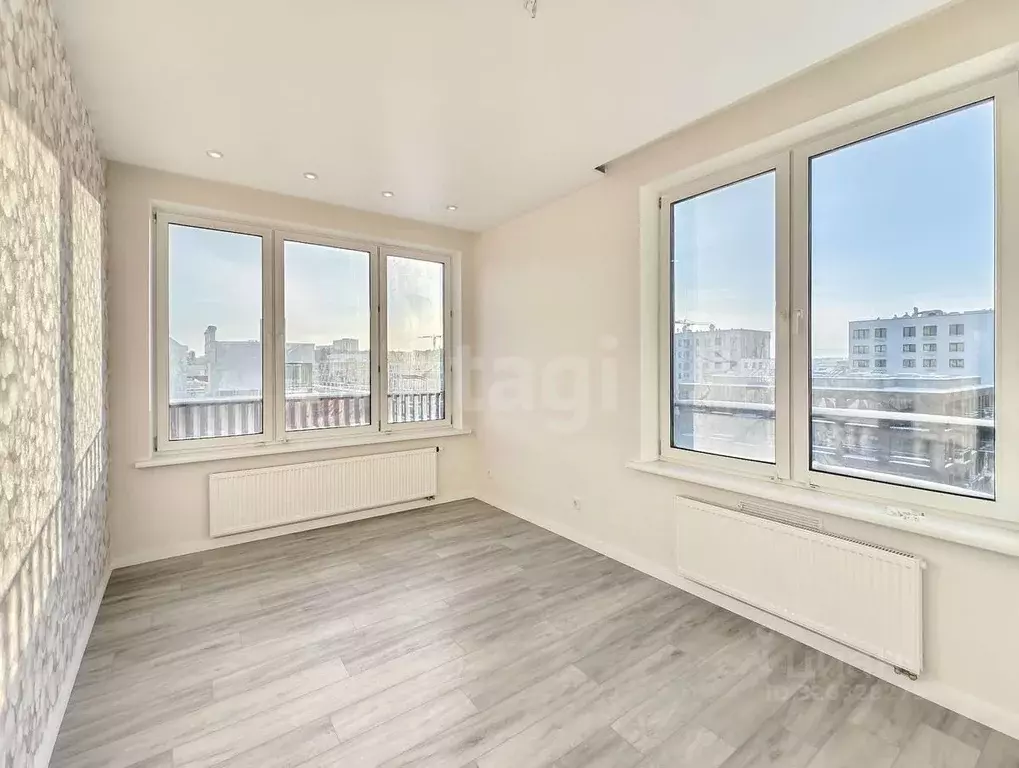 2-к кв. Тюменская область, Тюмень ул. Газовиков, 34 (58.0 м) - Фото 1