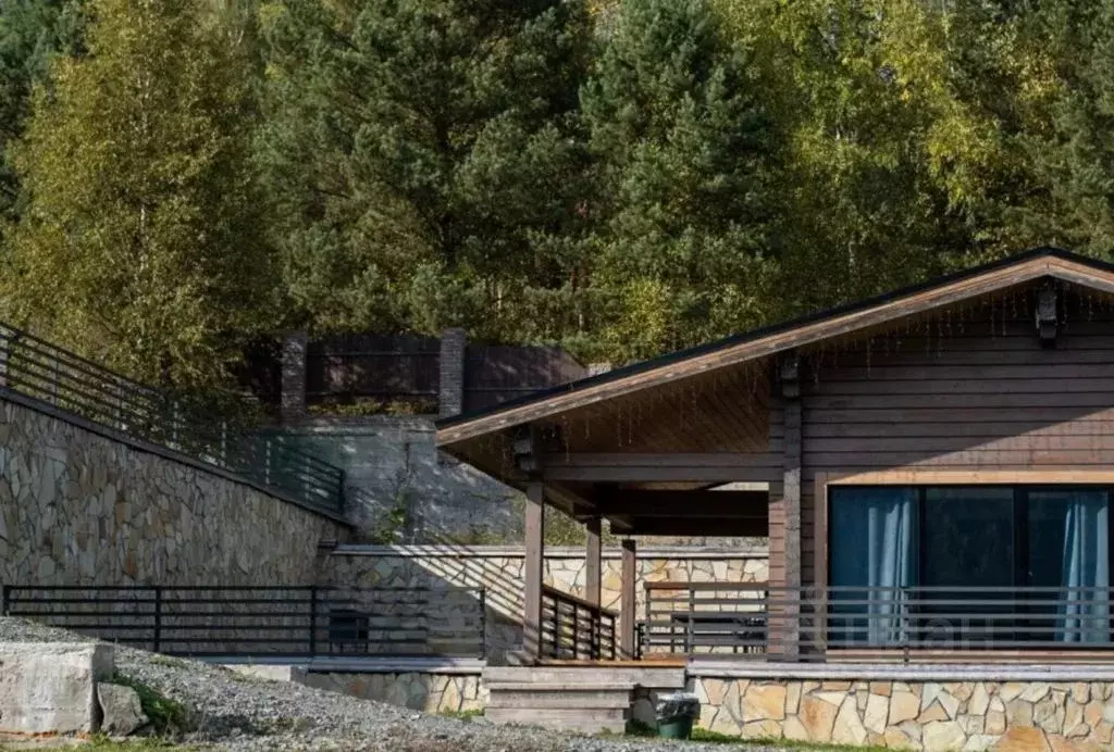 Дом в Алтай, Турочакский район, с. Артыбаш Телецкая ул., 68 (80 м) - Фото 1