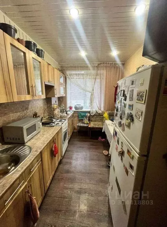 3-к кв. Белгородская область, Старый Оскол Рудничный мкр, 13 (60.0 м) - Фото 0