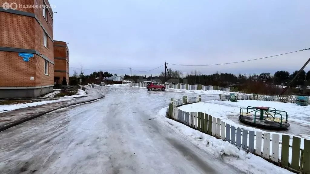 2-комнатная квартира: городской посёлок Будогощь, Советская улица, ... - Фото 1