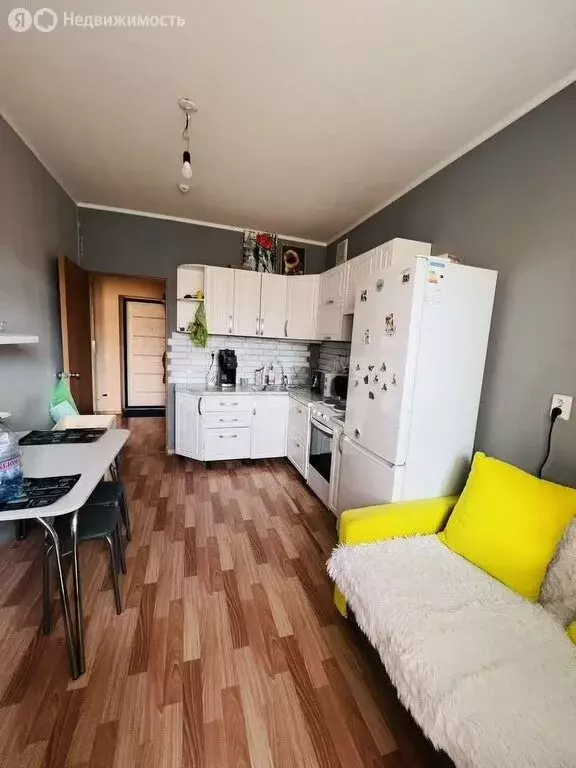 1-комнатная квартира: Пермь, улица Сакко и Ванцетти, 103 (35 м) - Фото 1