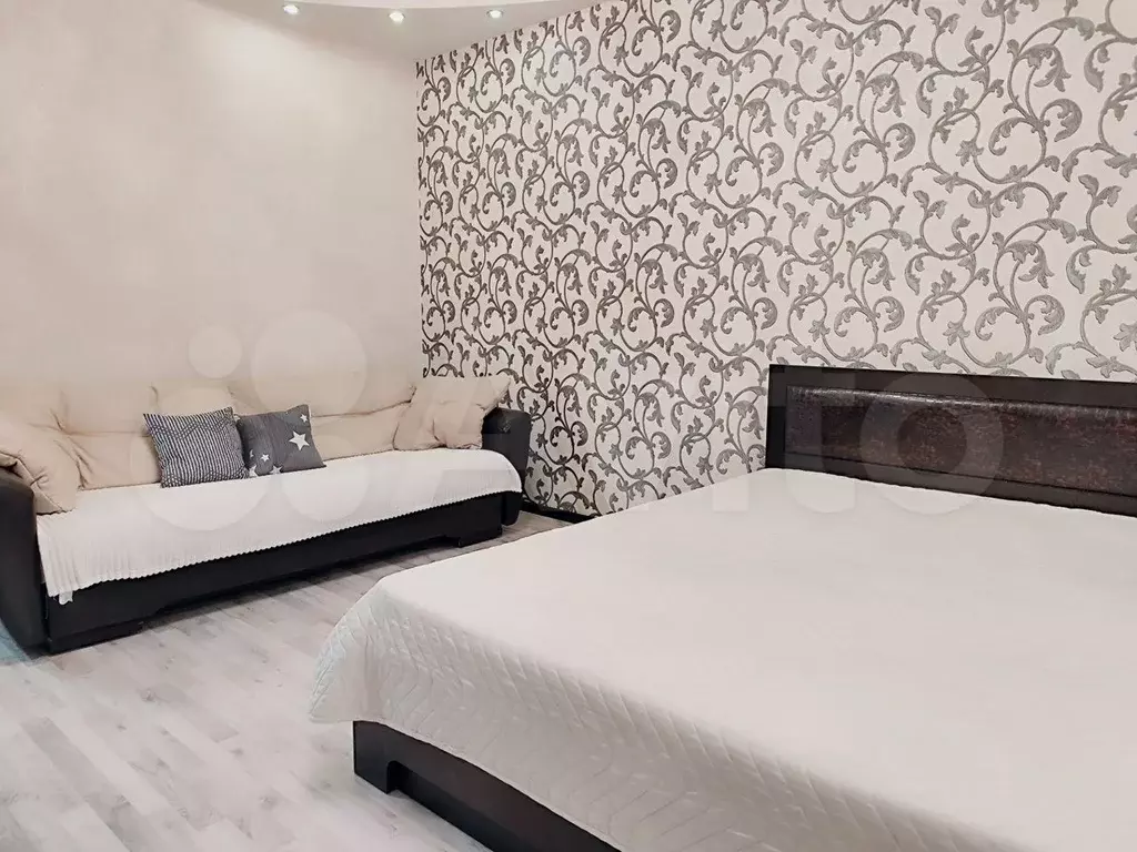 1-к. квартира, 51 м, 2/5 эт. - Фото 1