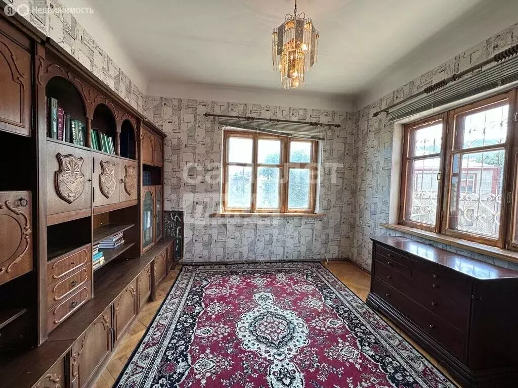 Дом в Республика Дагестан, Махачкала (400 м) - Фото 1