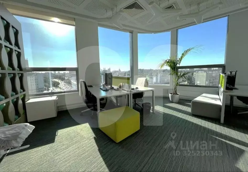 Офис в Москва Валовая ул., 35 (7354 м) - Фото 1