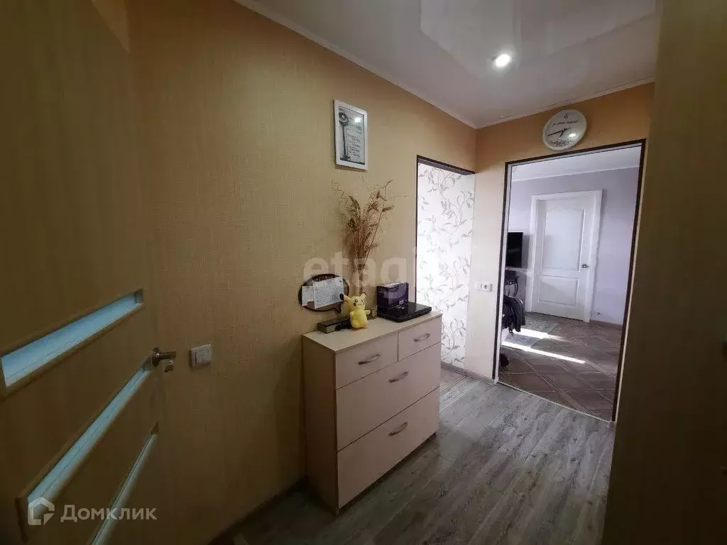Продаётся 4-к квартира, 61.2 м - Фото 1