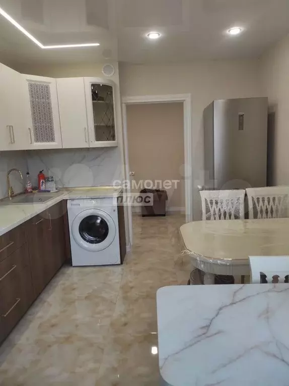 2-к. квартира, 55 м, 9/9 эт. - Фото 0