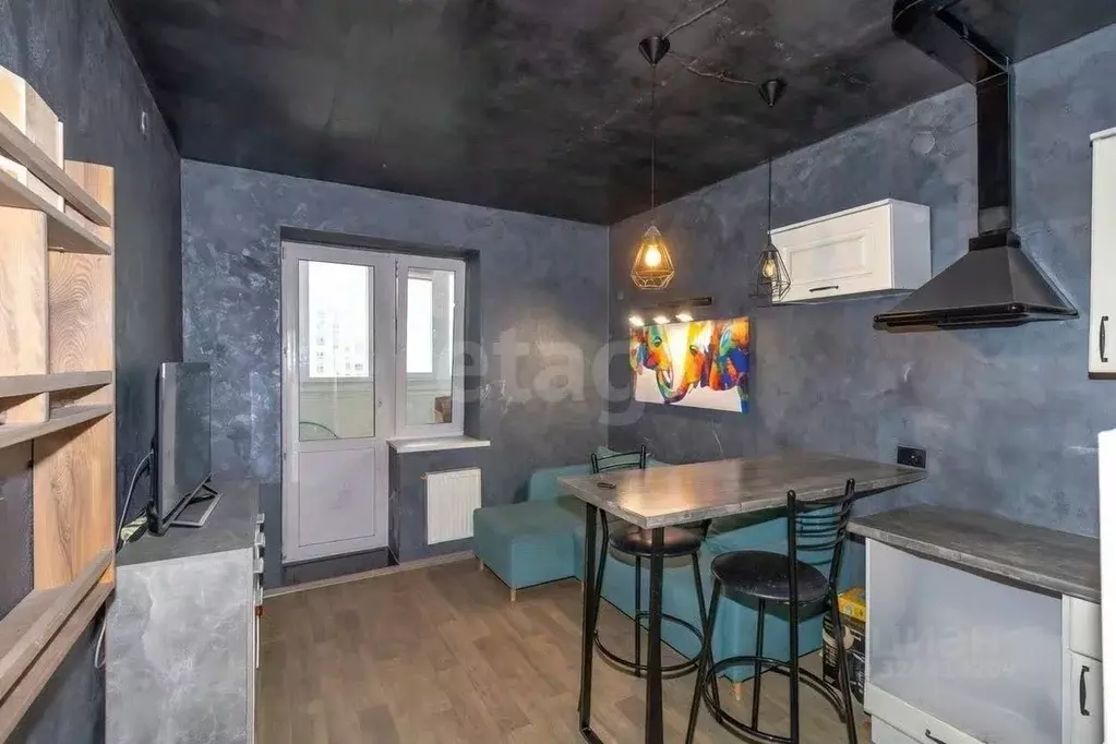 1-к кв. Тюменская область, Тюмень ул. Мельникайте, 2к7 (39.8 м) - Фото 1