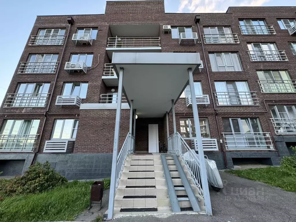 2-к кв. Московская область, Красногорск городской округ, Сабурово пгт ... - Фото 0