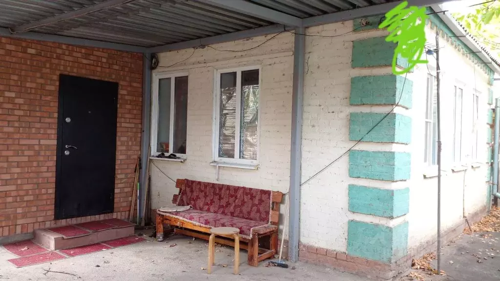 Дом в Ростовская область, Сальск ул. Кутузова, 1 (75 м) - Фото 2