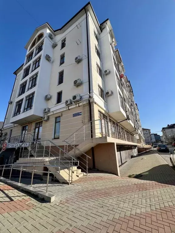 Помещение свободного назначения в Краснодарский край, Геленджик ул. ... - Фото 1