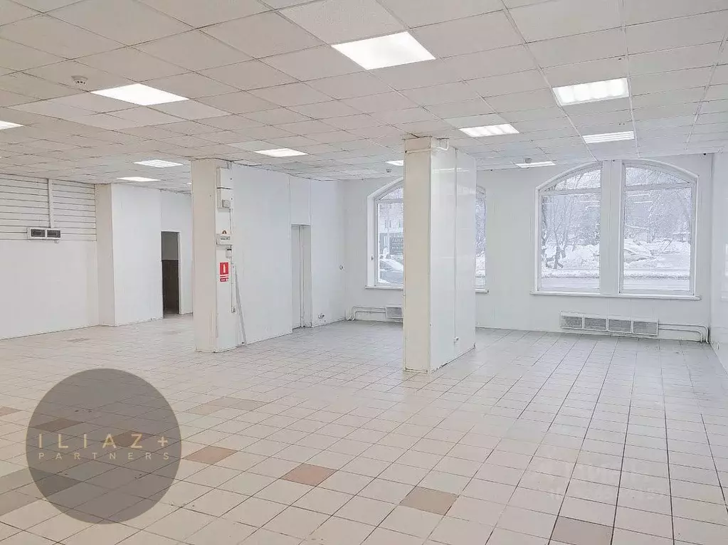 Помещение свободного назначения в Москва Петрозаводская ул., 18К1 (192 ... - Фото 1