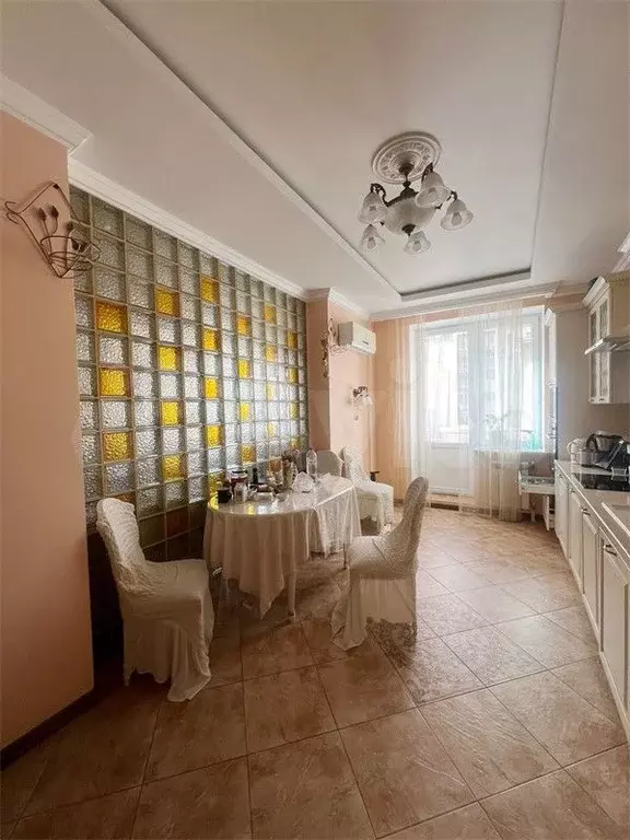 3-к. квартира, 118 м, 5/25 эт. - Фото 0