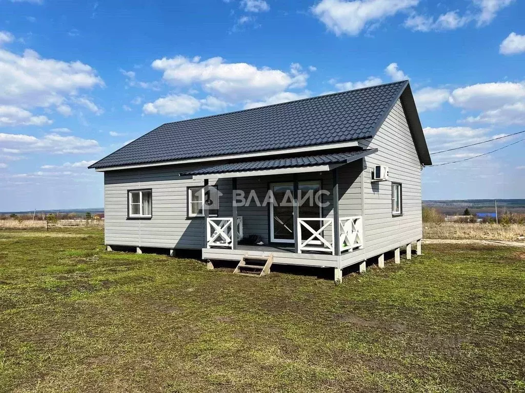 Дом в Пензенская область, Бессоновский район, с. Грабово ул. Новая, 8 ... - Фото 0