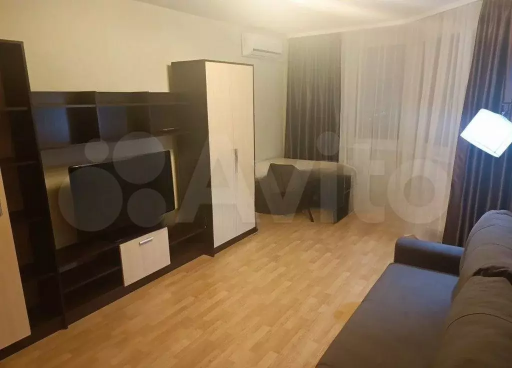 1-к. квартира, 45 м, 15/22 эт. - Фото 0