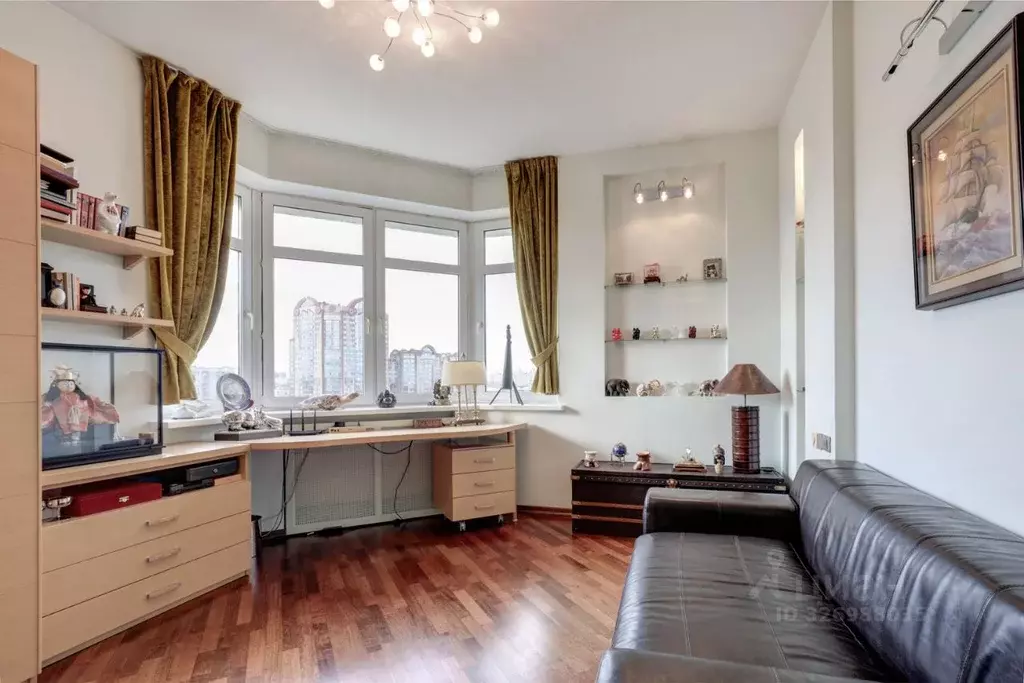 3-к кв. Москва ул. Ватутина, 18К2 (97.0 м) - Фото 2