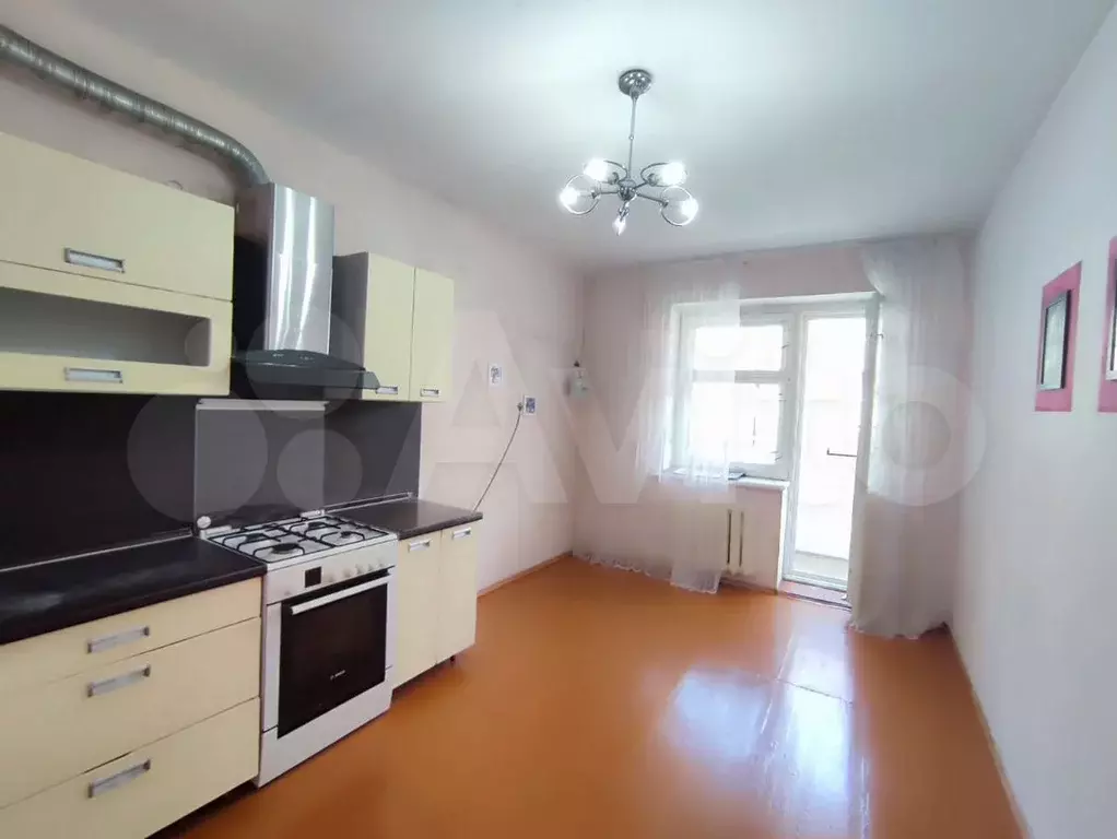 2-к. квартира, 57 м, 2/6 эт. - Фото 0