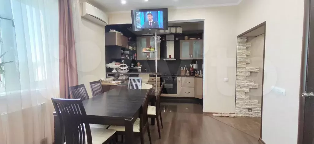 4-к. квартира, 110 м, 5/5 эт. - Фото 1