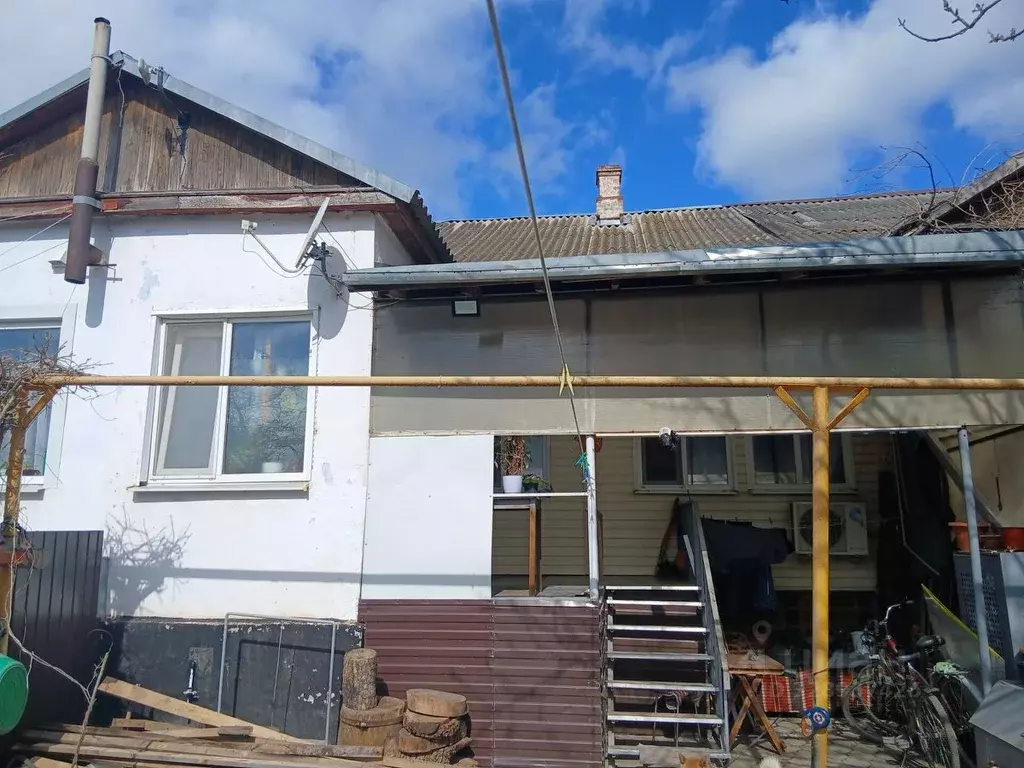 2-к кв. Краснодарский край, Абинский район, Ахтырское городское ... - Фото 2